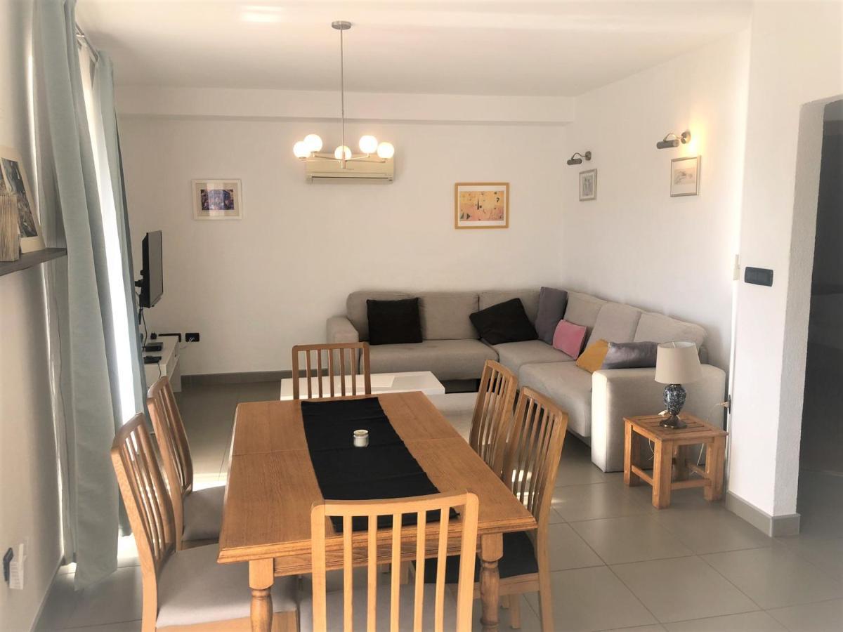 Apartments Trlika Kampor Kültér fotó