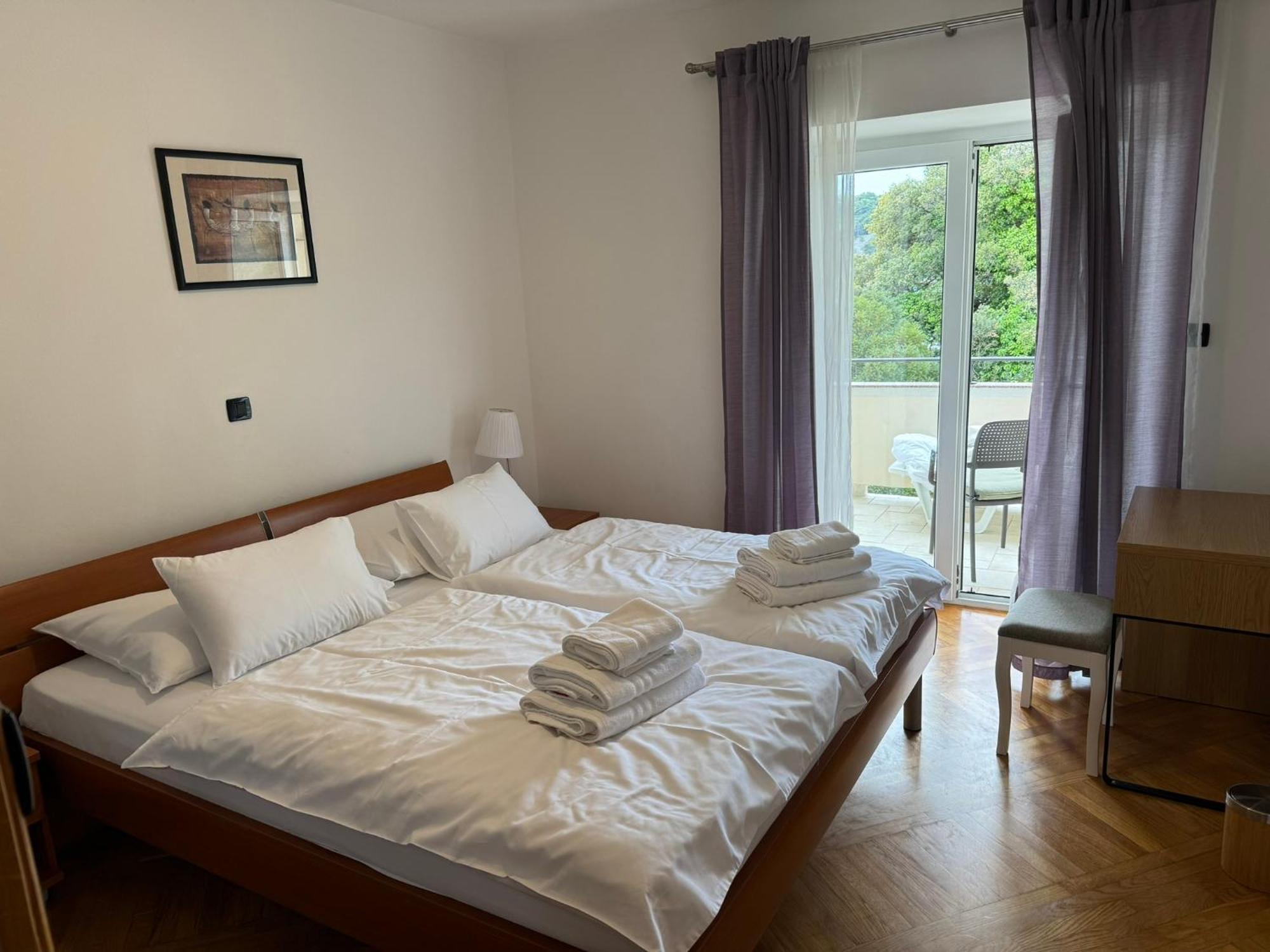 Apartments Trlika Kampor Kültér fotó